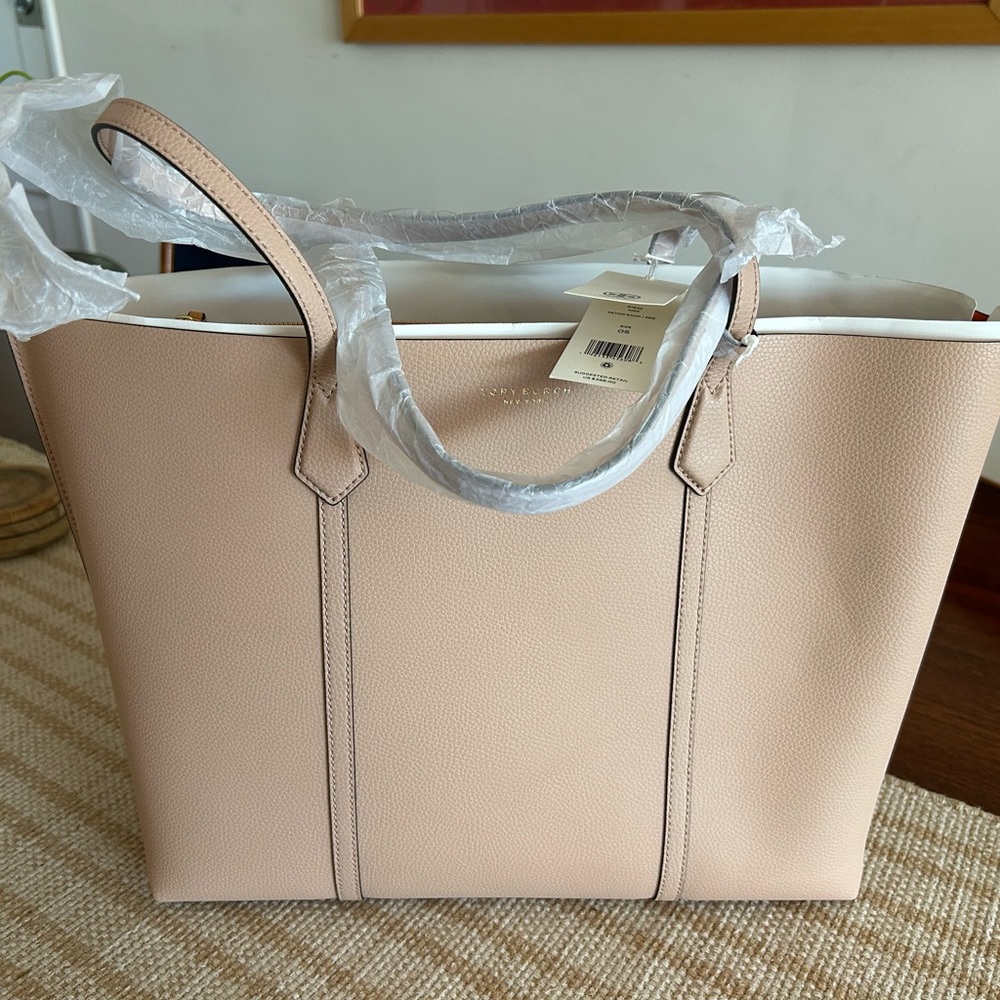 🌹🌹Tory Burch Perry Tripple Compartment Tote Handbag LARGE devon sand!!